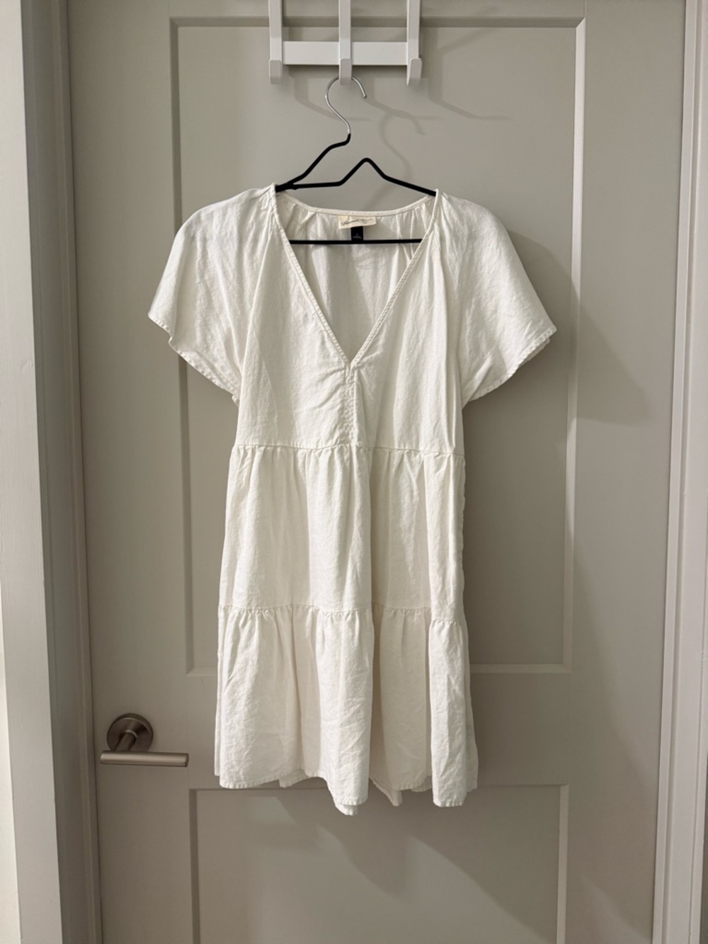 Universal Thread White V-Neck Tiered Mini Dress